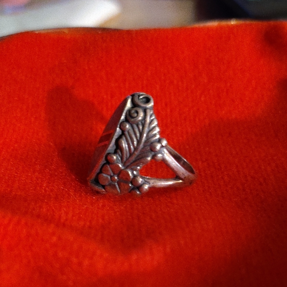 Turquoise Inlay Sterling Silver Ring - Picture 2 of 7